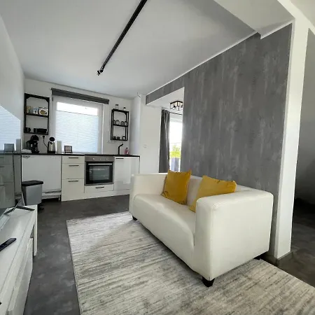 Gleis 12 , Kontaktloser 24-7-check In, Barrierefrei ,smart Tv, W-lan, Parkplatz Kostenlos Lägenhet *