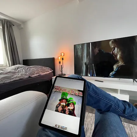 Gleis 12 , Kontaktloser 24-7-check In, Barrierefrei ,smart Tv, W-lan, Parkplatz Kostenlos Bückeburg
