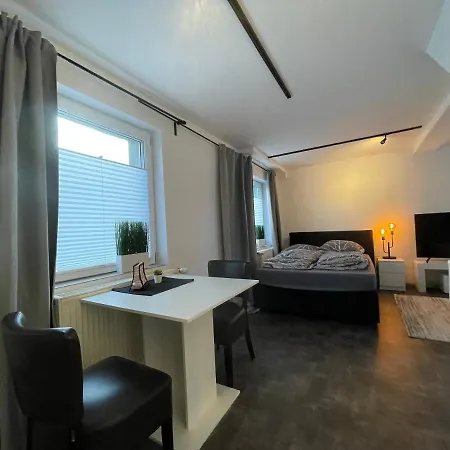 Gleis 12 , Kontaktloser 24-7-check In, Barrierefrei ,smart Tv, W-lan, Parkplatz Kostenlos Bückeburg