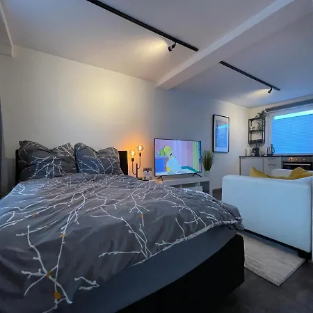 Appartamento Gleis 12 , Kontaktloser 24-7-check In, Barrierefrei ,smart Tv, W-lan, Parkplatz Kostenlos *